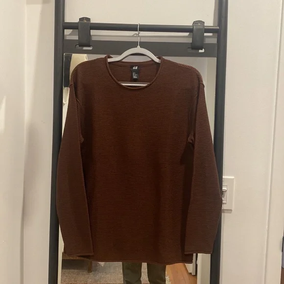 H&M Burgundy / Brick Red Soft Ribbed Crewneck Sweater Sz Small - Picture 3 of 4